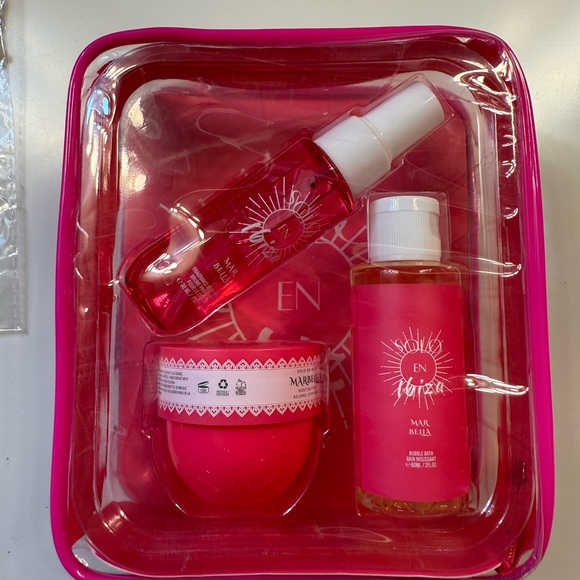 Other - Solo En Ibiza Pink Skincare Set